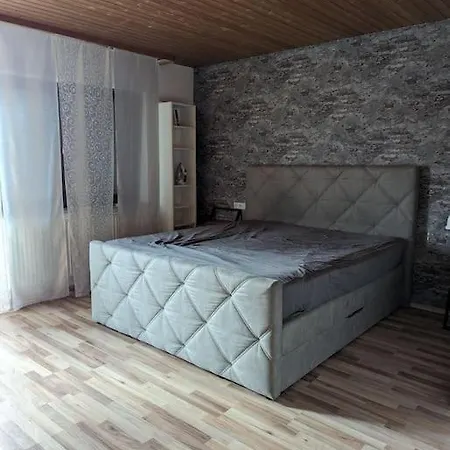 Schoene, Helle Wohnung, 120qm